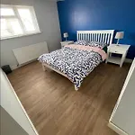 Mia Property 2 * Bristol