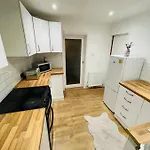 Гостьовий будинок Mia Property 2 Бристоль