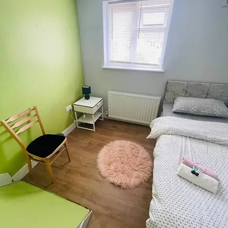 Mia Property 2 Бристоль