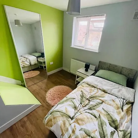 Mia Property 2 *