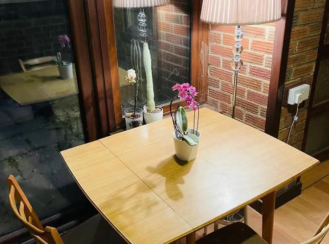 Mia Property 2 * Bristol