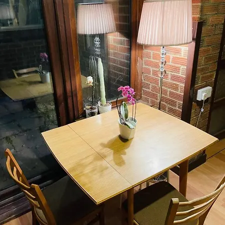 Mia Property 2 * Bristol