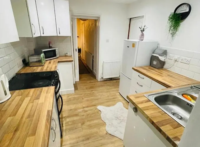 Guest house Mia Property 2 Bristol